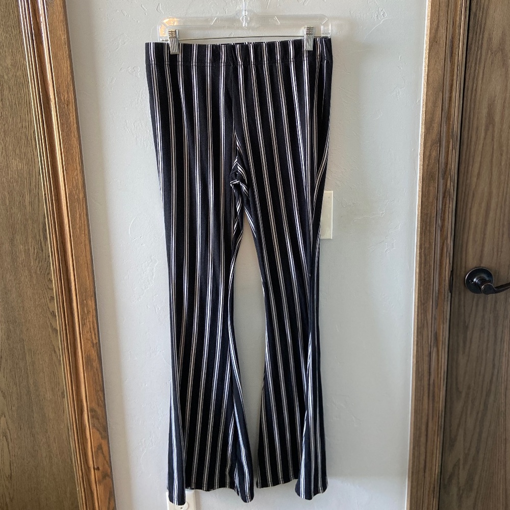 Striped Flare leggings